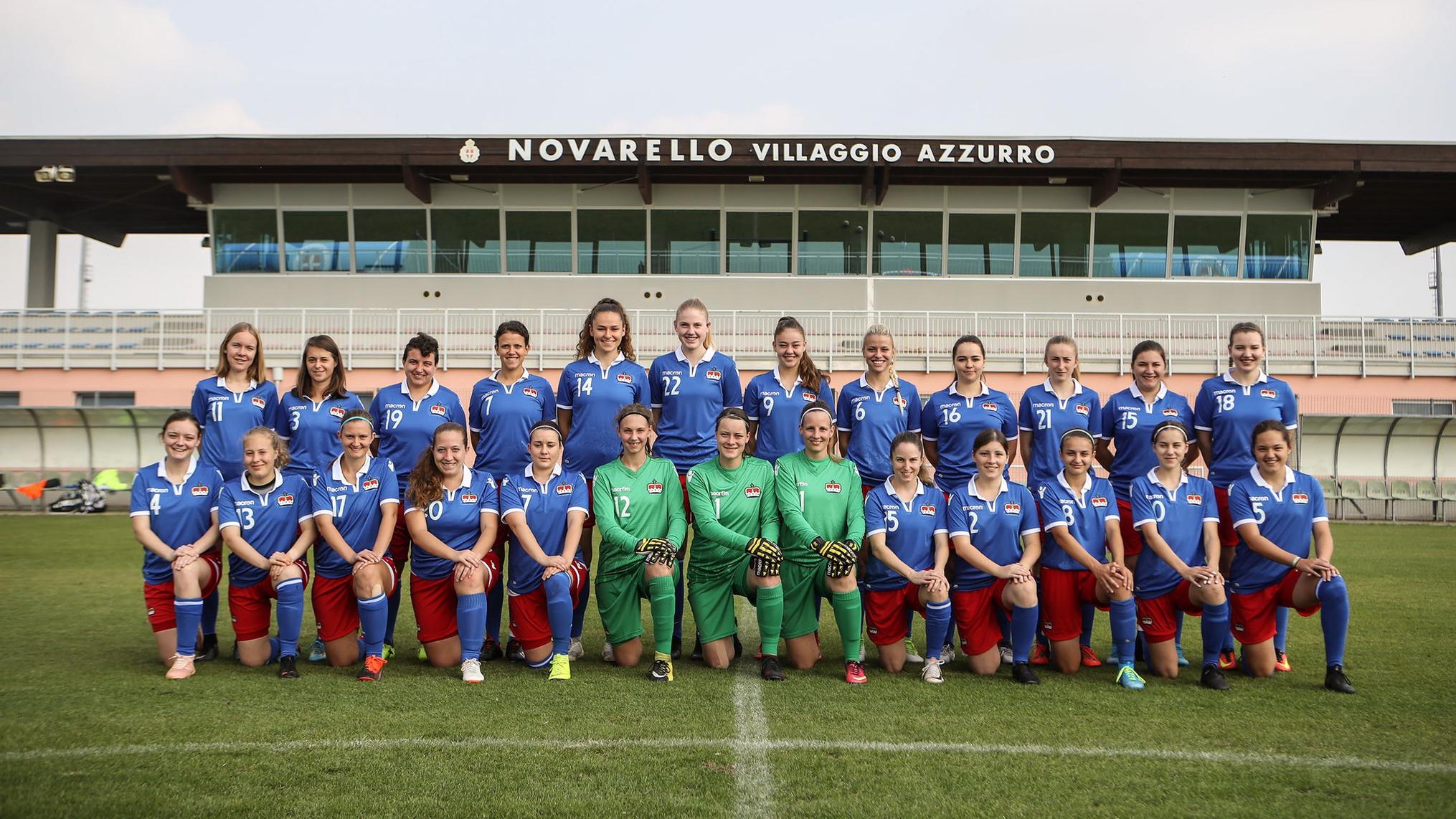 Terrain de football Novarello Villaggio Azzurro, Italie, avec gazon artificiel