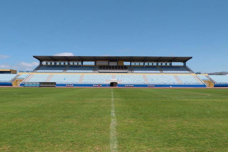 Terrain de football Golf Course, Espagne, avec gazon artificiel