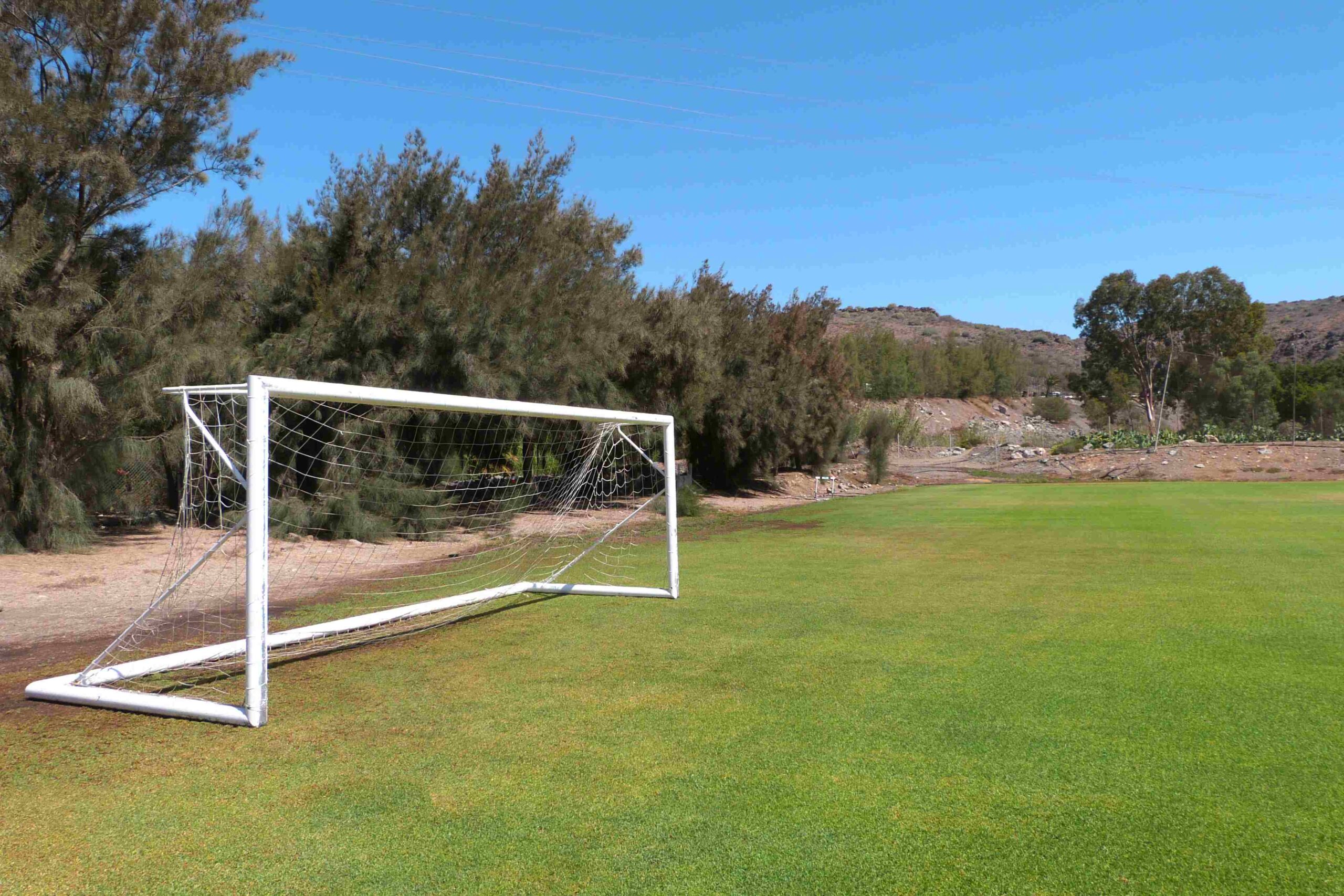 Terrain de football Las Burras, Espagne, avec gazon artificiel