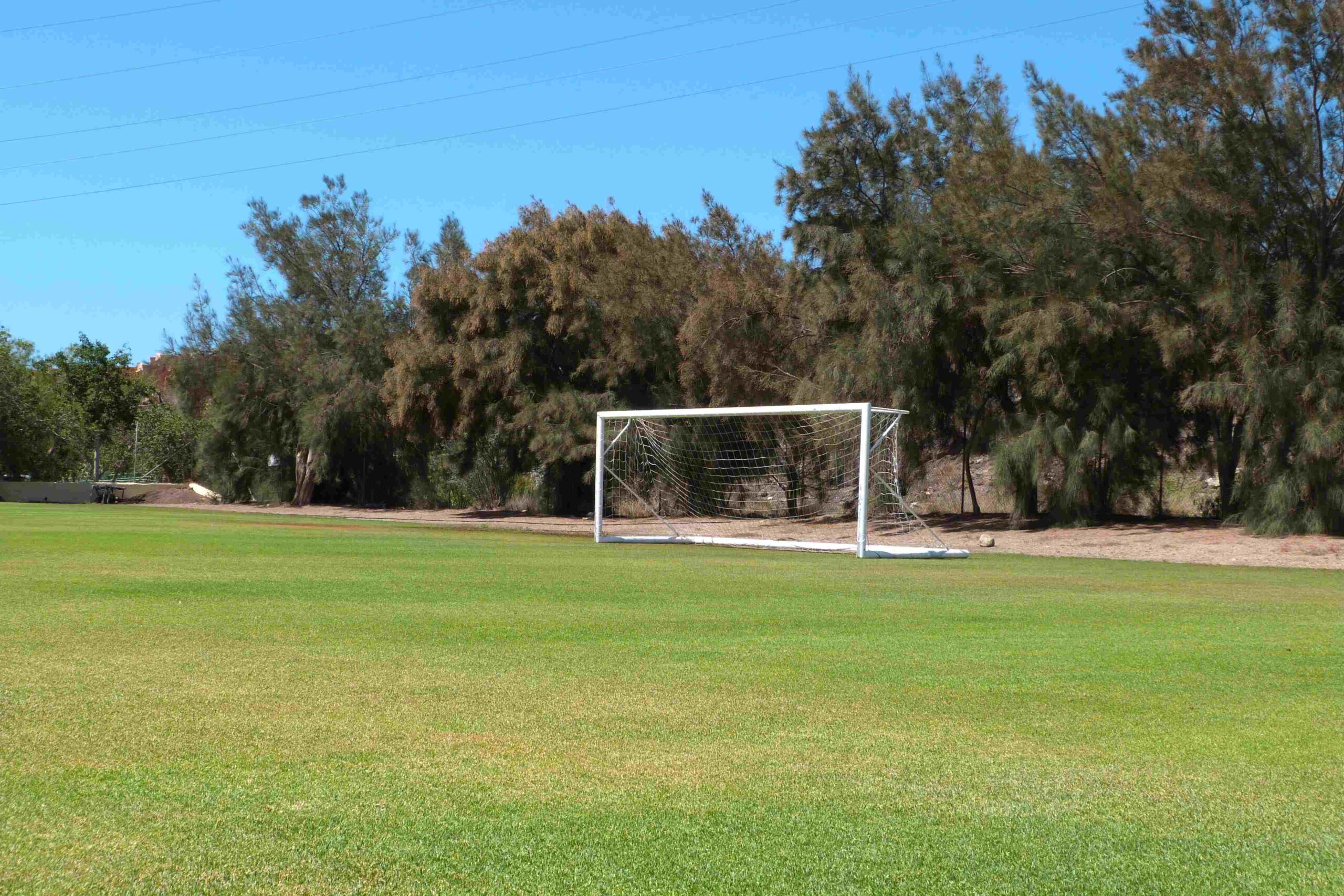 Terrain de football Las Burras, Espagne, avec gazon artificiel