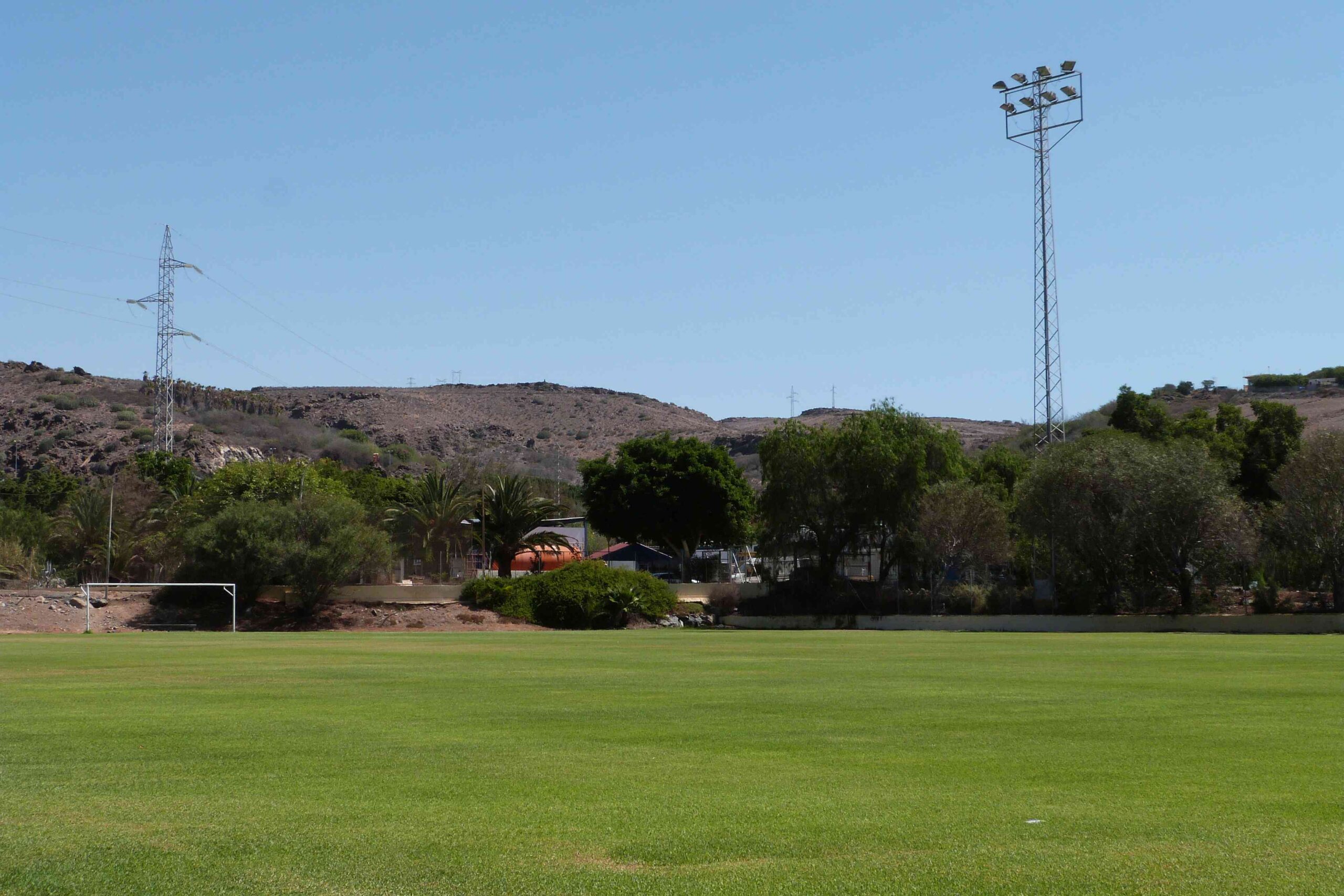 Terrain de football Las Burras, Espagne, avec gazon artificiel