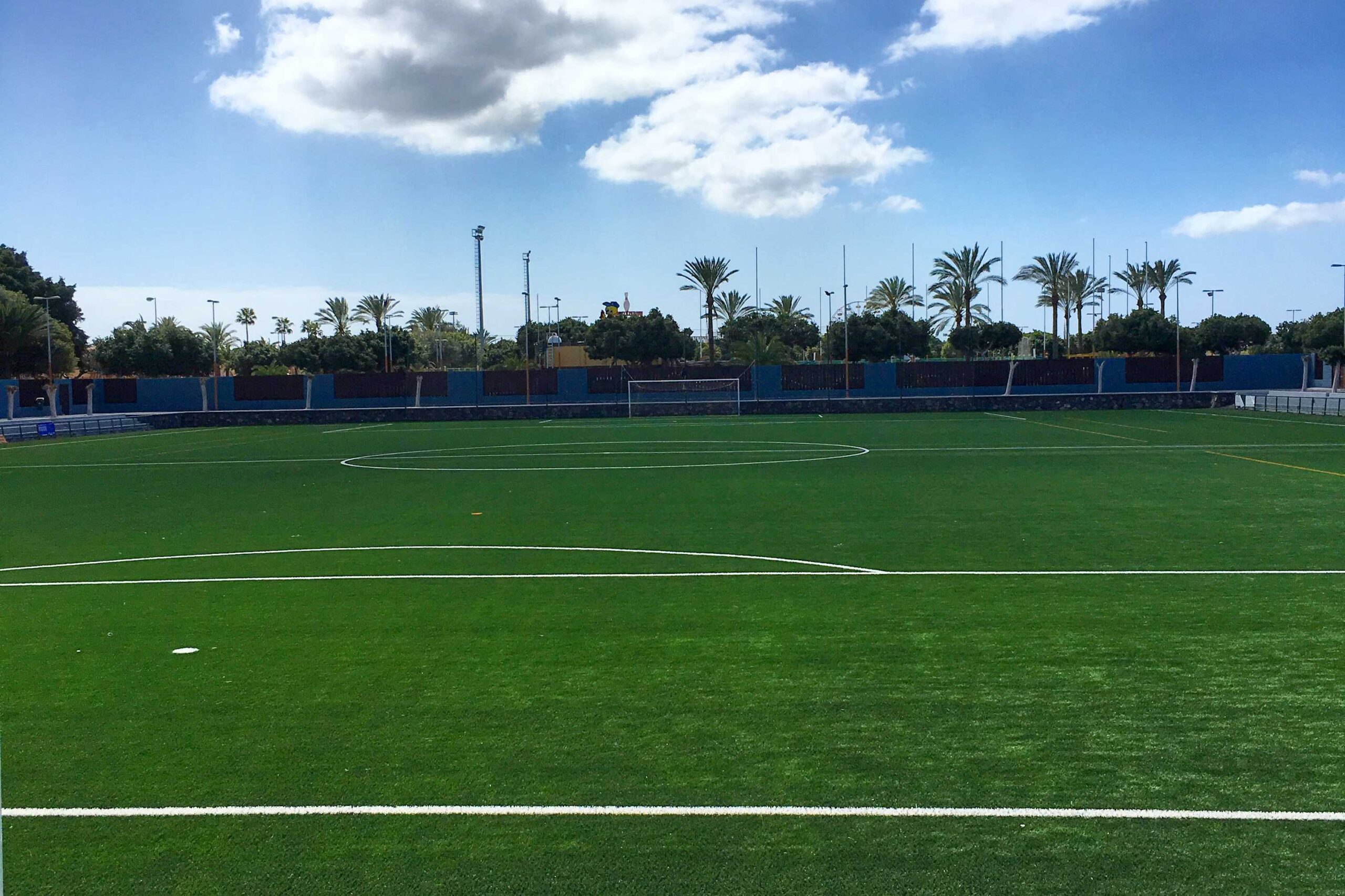 Terrain de football Ciudad Deportivo, Espagne, avec gazon synthétique