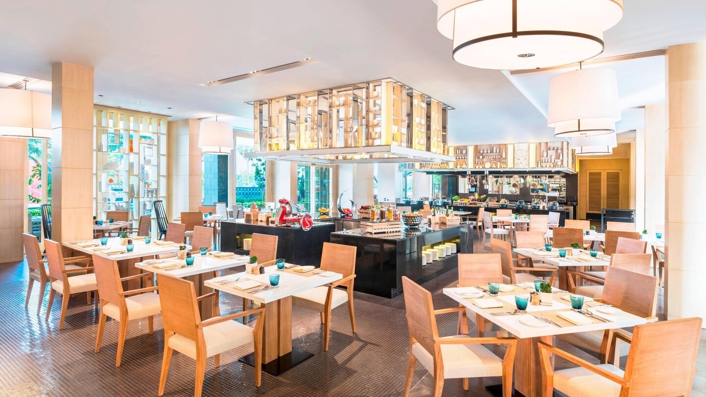 Le Meridien Golf Resort & Spa, Restaurant, Suvarnabhumi, Thailand