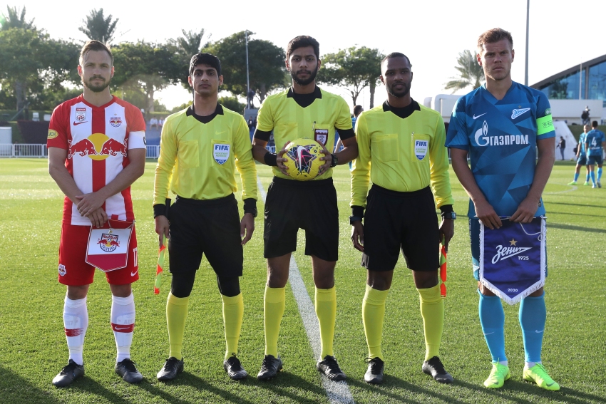 Fussball-Anlage Aspire Trainingszentrum, Katar, mit Kunstrasen
