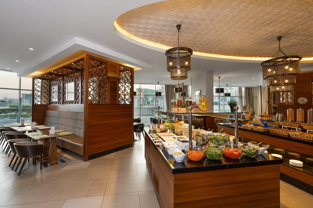 Hotel Hilton Garden Inn, Buffet, Al Mina, Dubai, Vereinigte Arabische Emirate