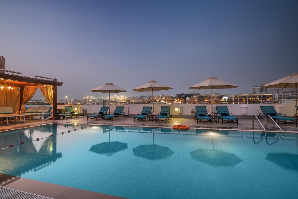 Hotel Hilton Garden Inn, Pool, Al Mina, Dubai, Vereinigte Arabische Emirate