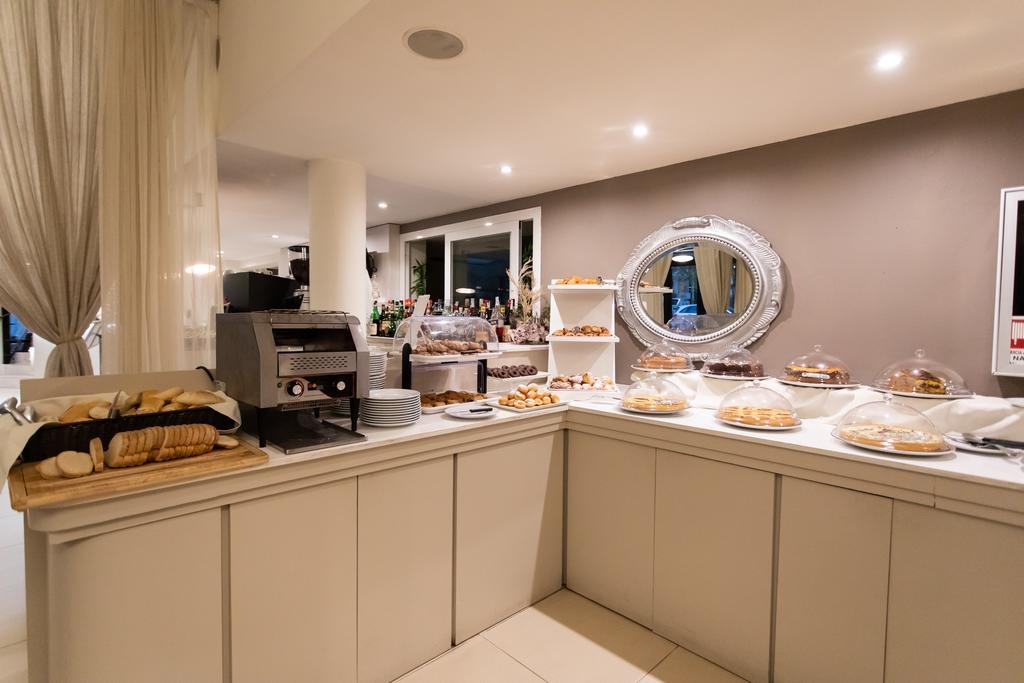 Ferretti Beach Hotel, buffet, Rimini, Italie