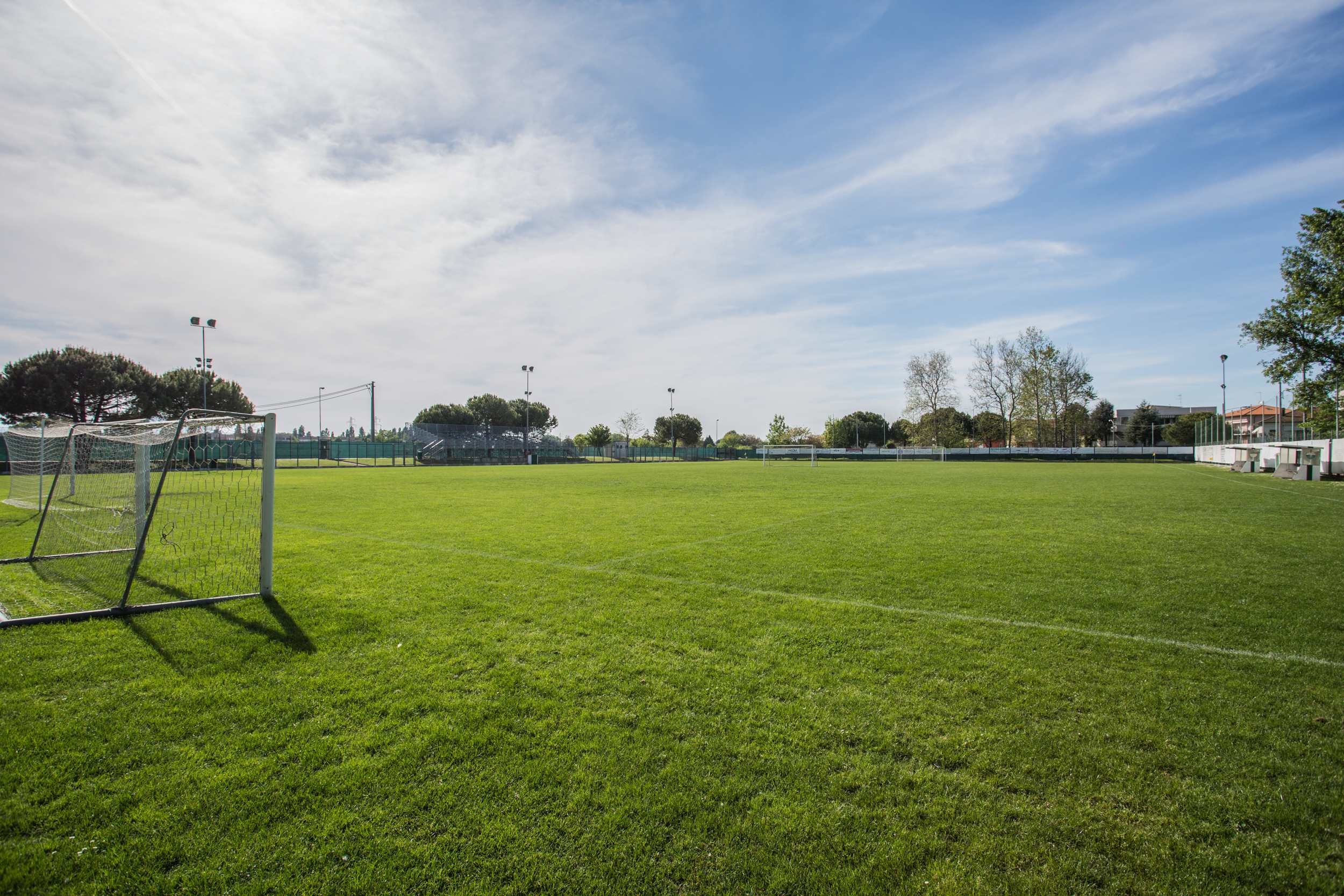 Terrain de football Adria Cattolica Viserbella, Italie, avec gazon naturel