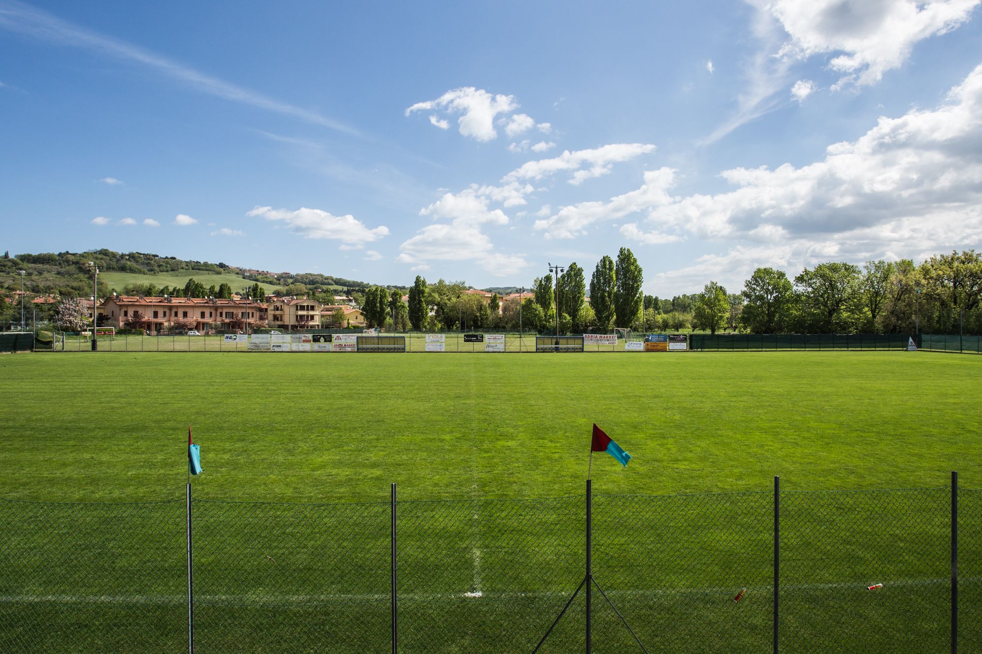 Terrain de football Adria Gabbice, Italie, avec gazon naturel