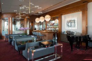 Beau-Rivage-Neuchatel-VerandaBar