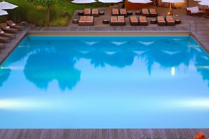 Intercontinental-Pool