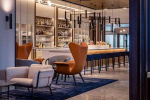 Mariott-Bar