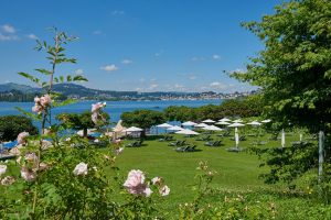 Seehotel-Hermitage-Gartenanlage