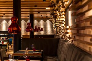 Seehotel-Hermitage-Restaurant-Tisch