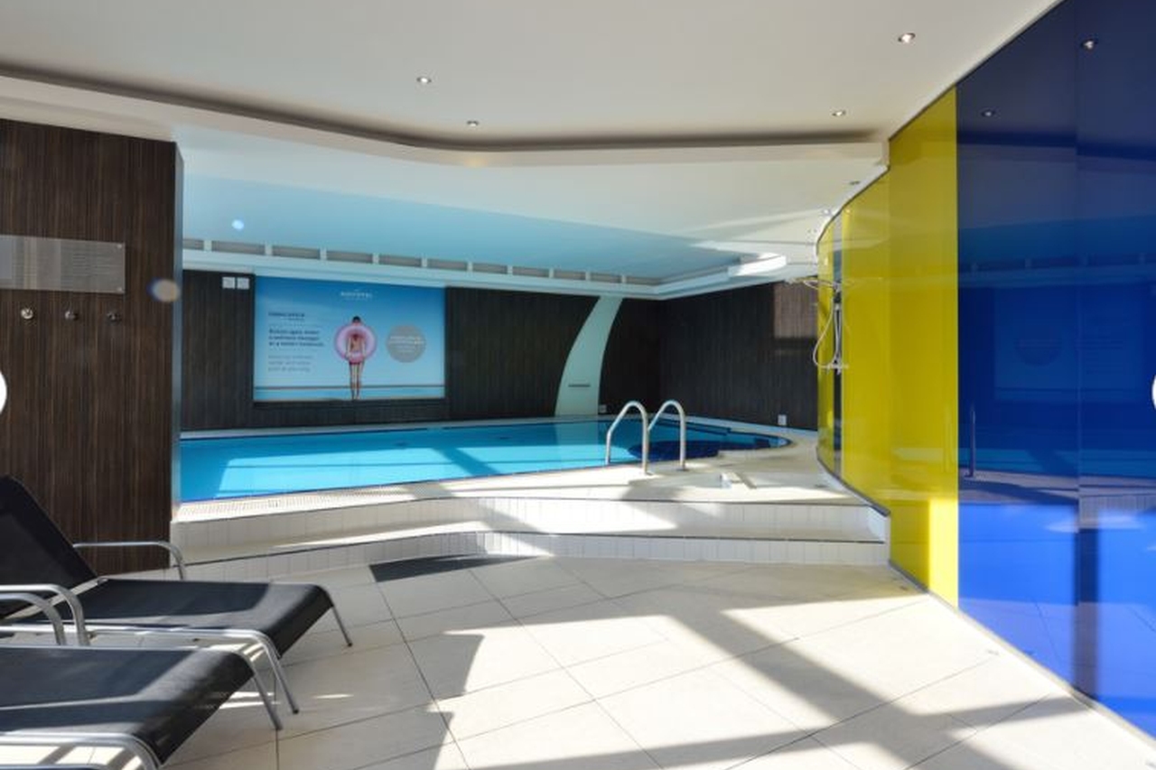 Novotel, Pool, Budapest, Ungarn