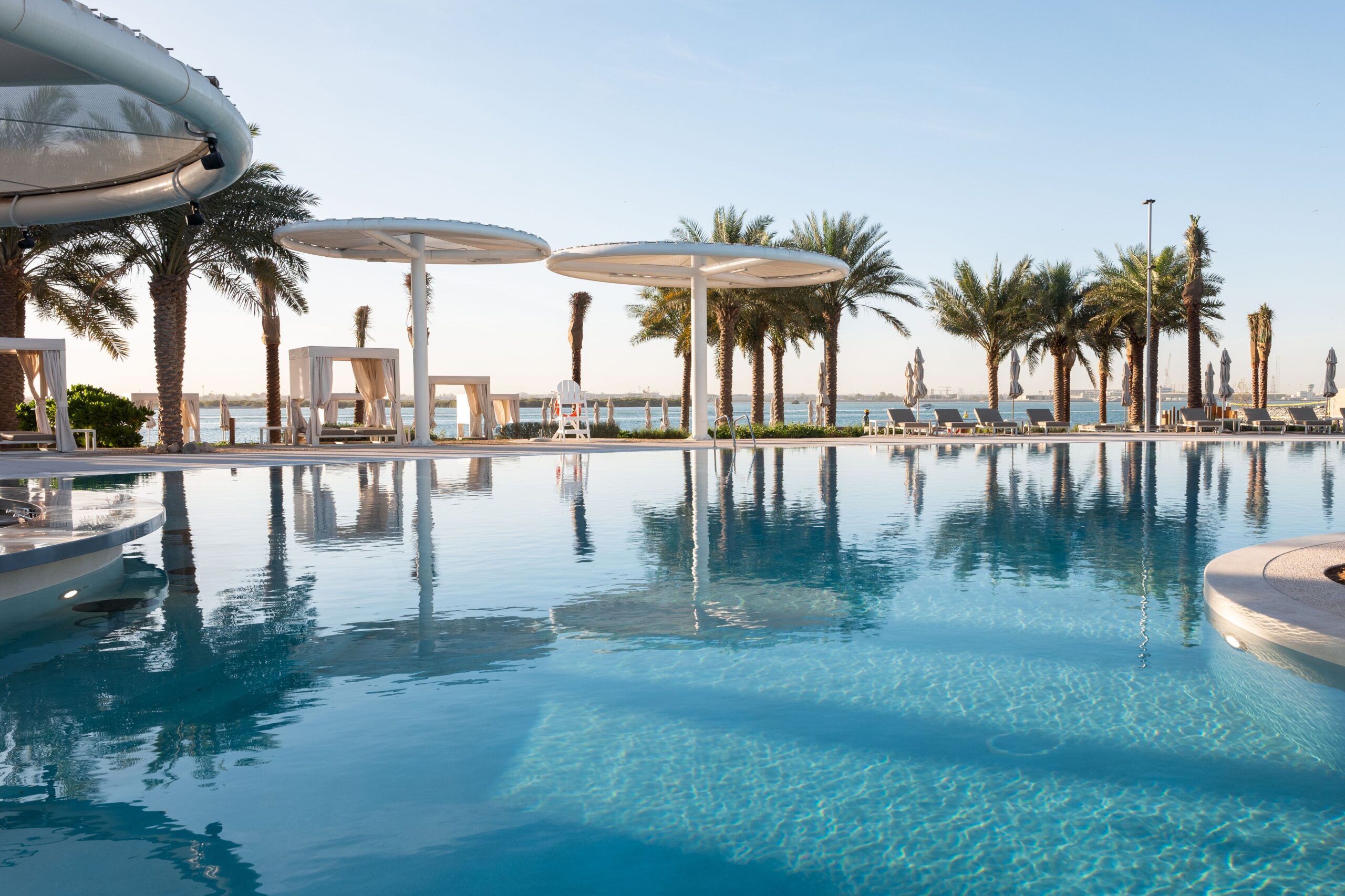 ERTH Hotel Abu Dhabi, Pool, Abu Dhabi, Vereinigte Arabische Emirate