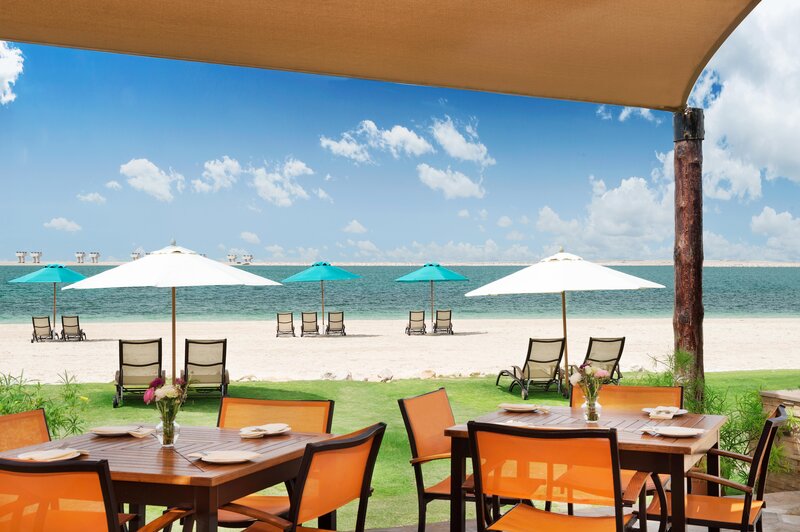 JA Lake View Hotel, Terrasse, Jebel Ali, Dubai, Vereinigte Arabische Emirate