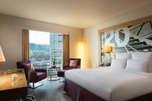 Renaissance-Zürich-Zimmer-Bett