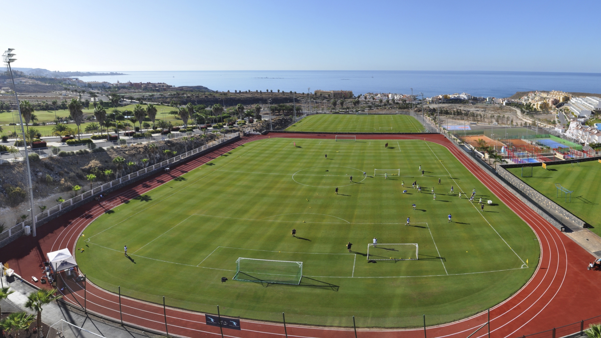 Tenerife Top Training, Espagne, avec gazon naturel, près de la mer