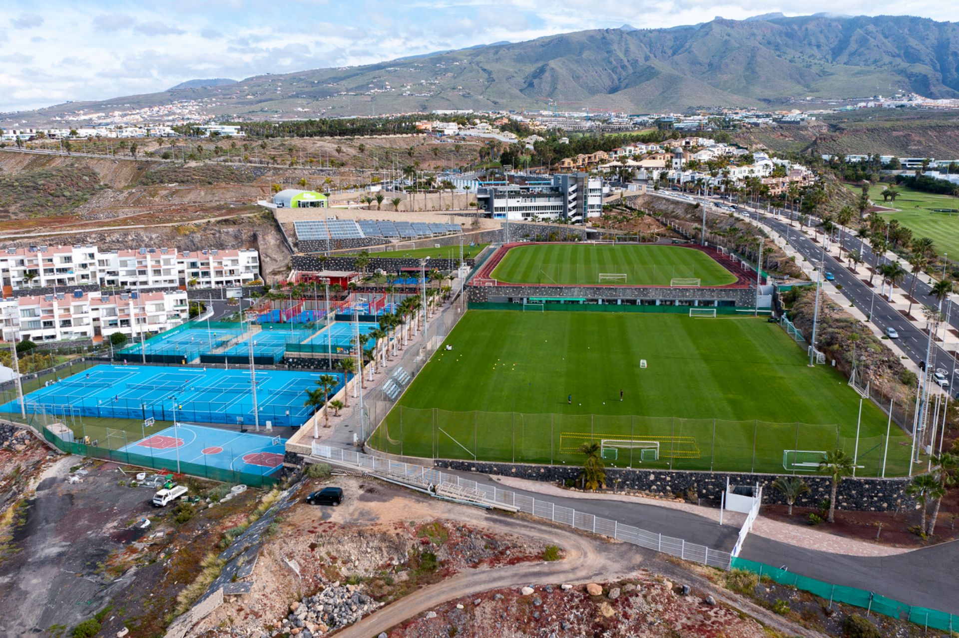 Tenerife Top Training, Espagne, avec gazon naturel, près de la mer