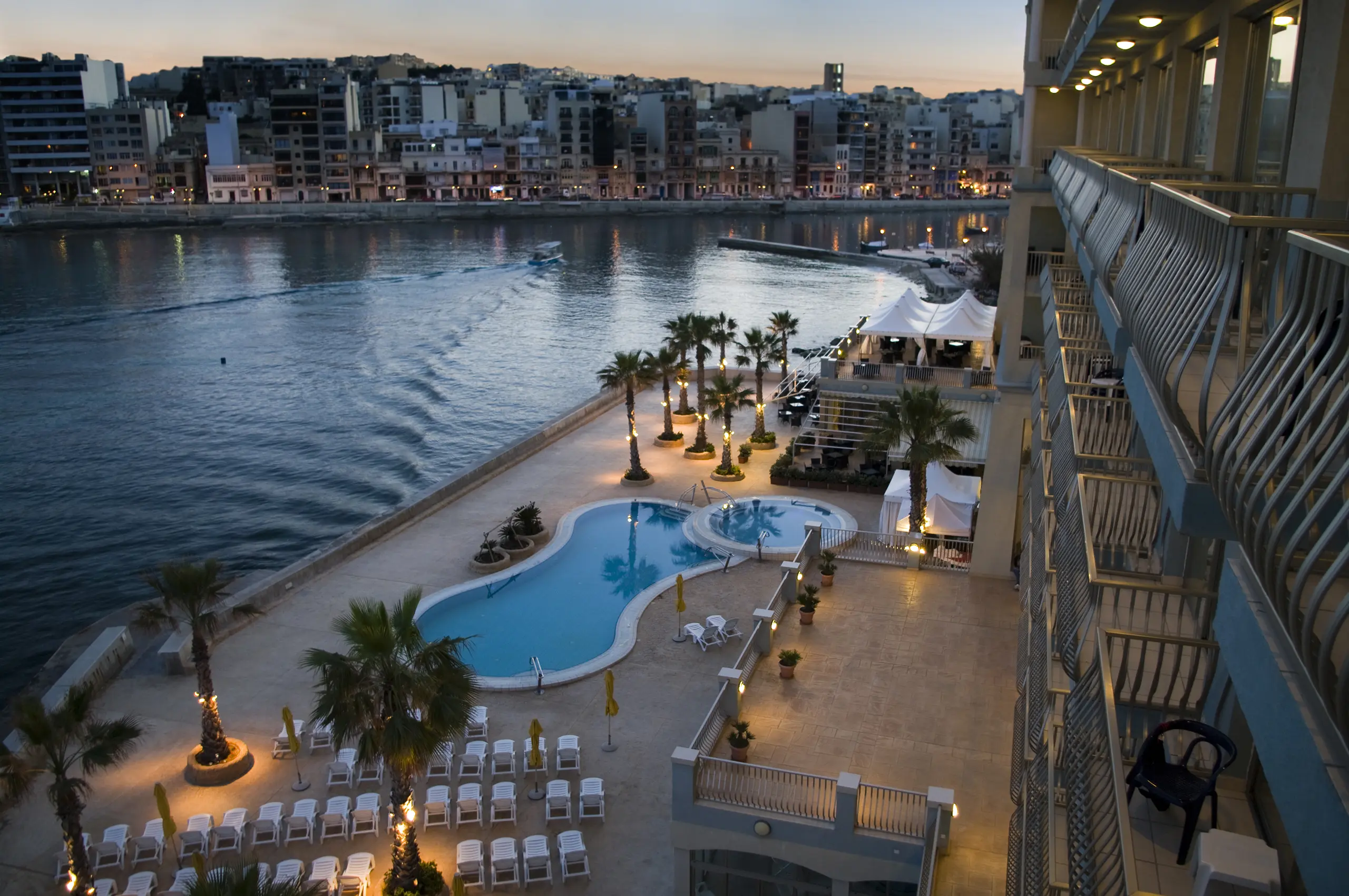 Cavalieri Art Hotel, complexe hôtelier, St. Julians, Malte