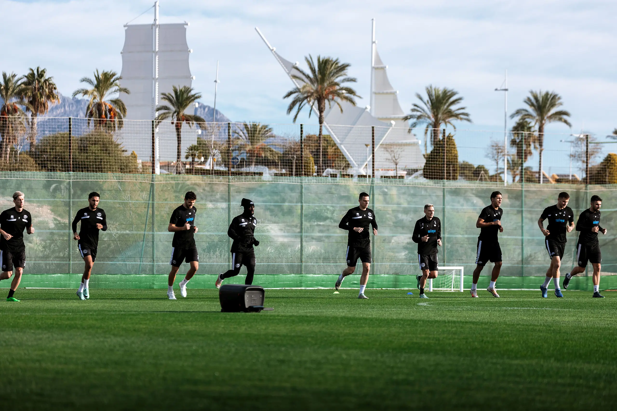 Fussball-Anlage Meliá Villaitana, Naturrasen, Benidorm, Spanien