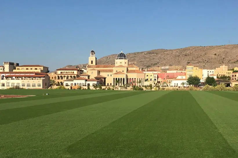 Fussball-Anlage Meliá Villaitana, Naturrasen, Benidorm, Spanien