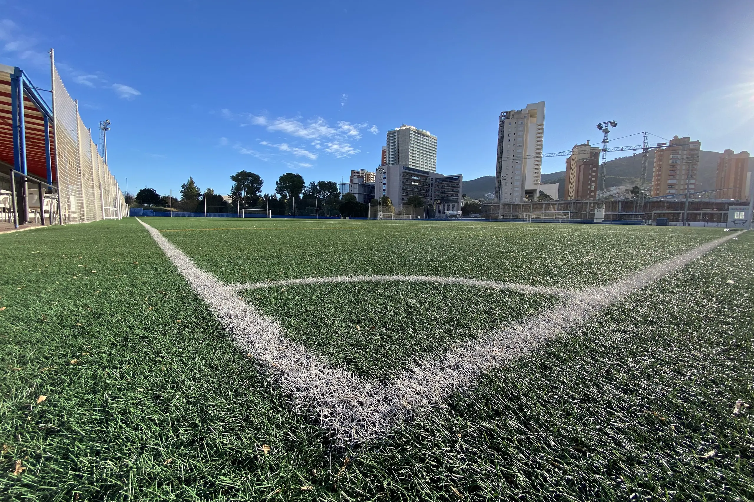 Fussball-Anlage Rincon de Loix, Spanien, mit Kunstrasen