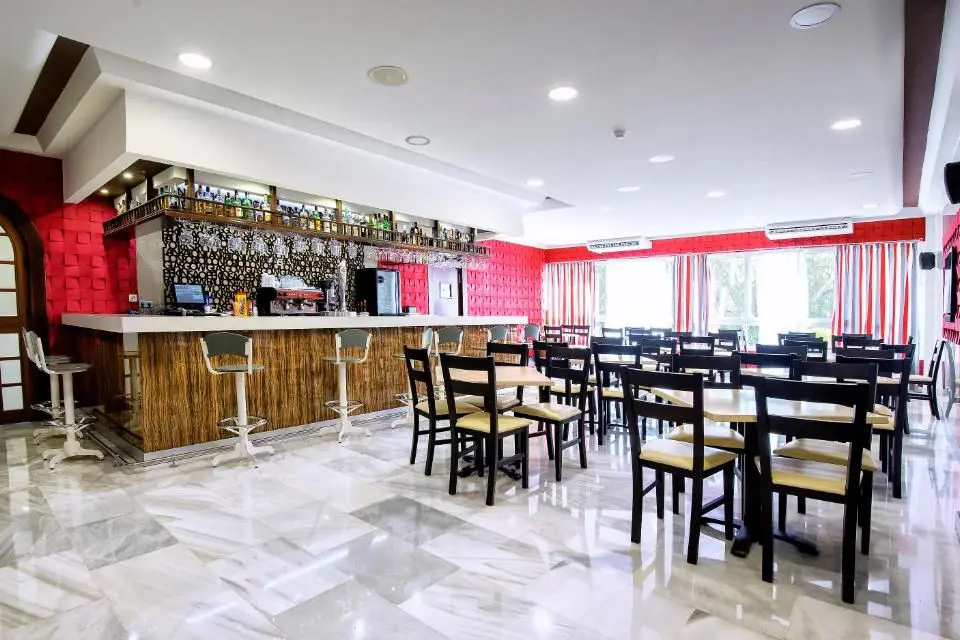 First Flatotel International, bar, Benalmadena, Espagne