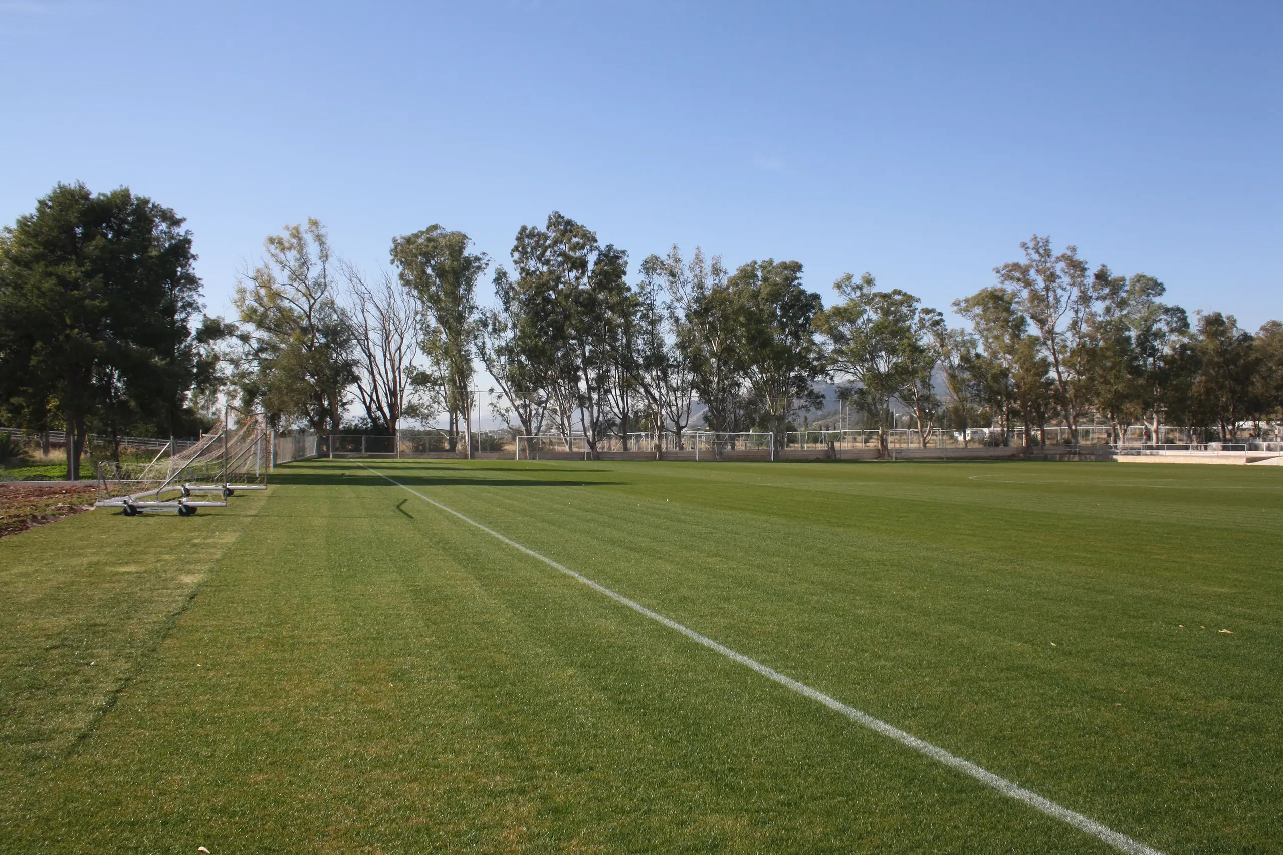 Fussball-Anlage FACSA Sports City, Spanien, mit Naturrasen, nähe Meer