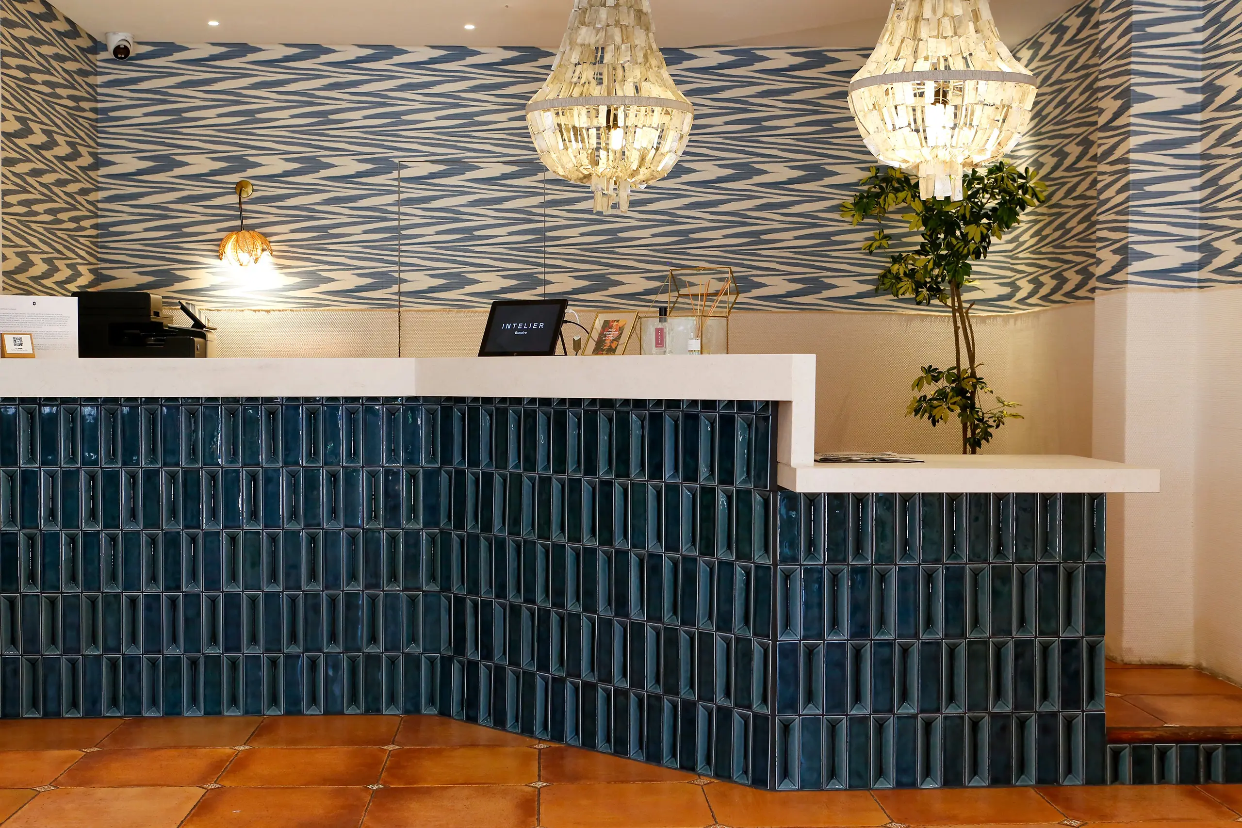 Intelier Bonaire, Rezeption, Benicasim, Spanien