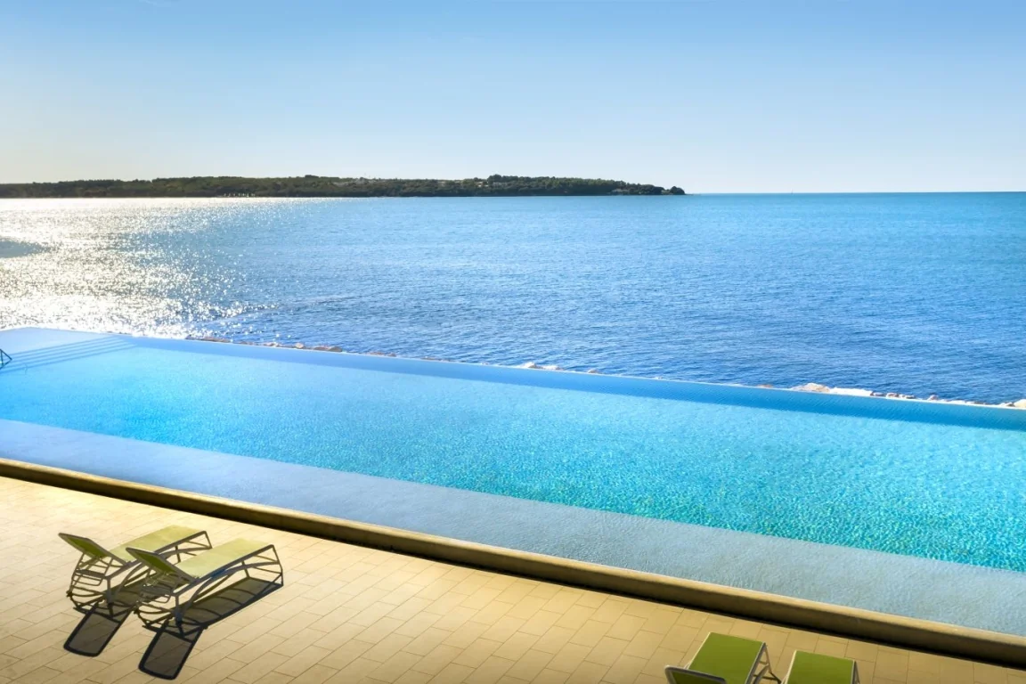 Hotel Aminess Maestral, Infinity Pool, Novigrad, Kroatien