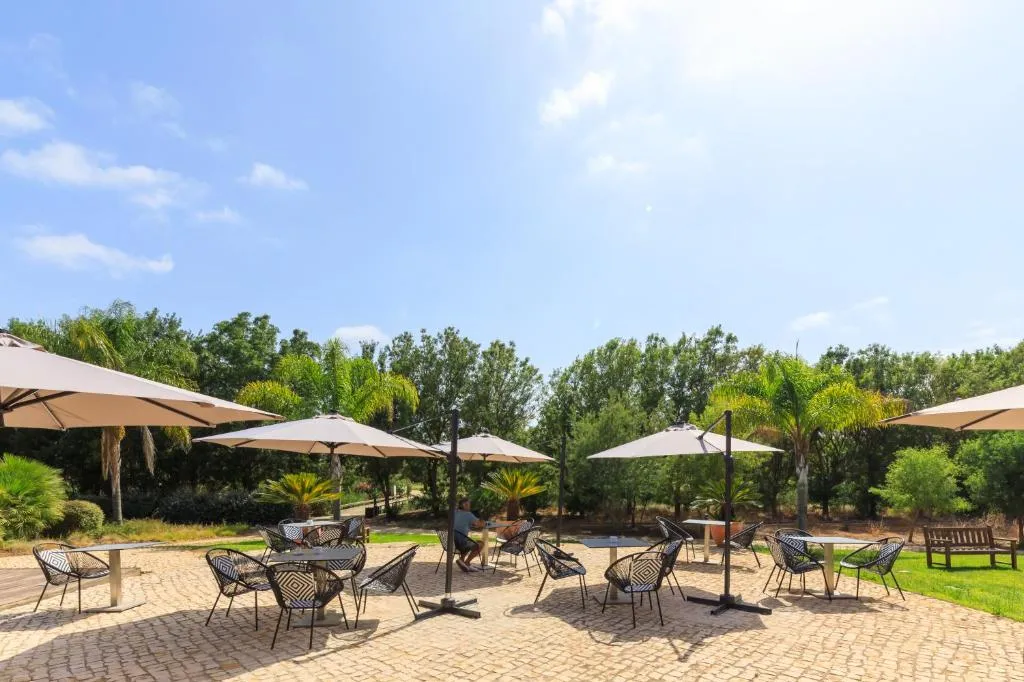 Amendoeira Golf Resort, Garten, Alcantarilha, Portugal