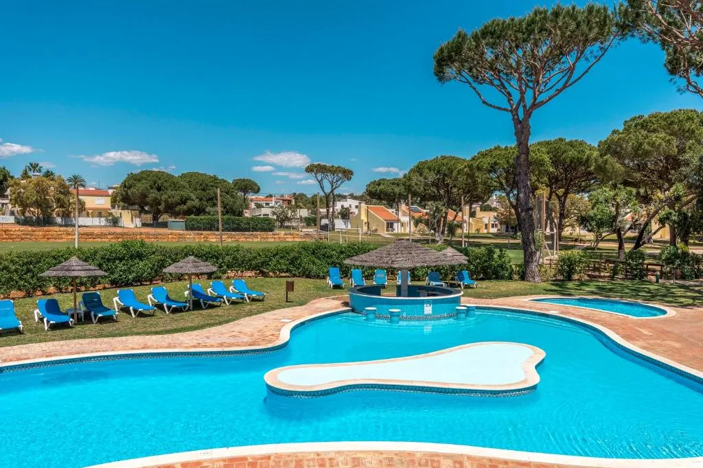 Browns Sports Resort, Pool, Vilamoura, Portugal