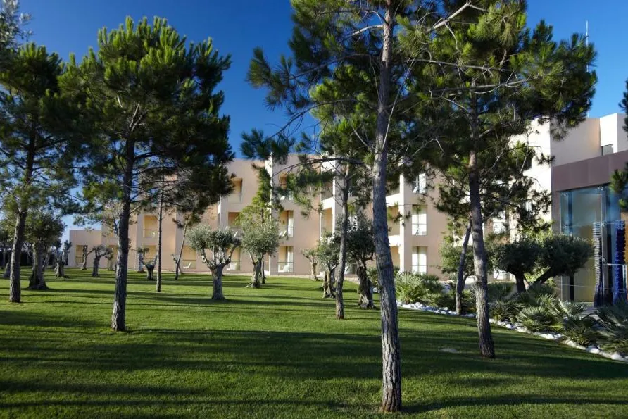 Nau Sao Rafael Suites, Garten, Albufeira, Portugal
