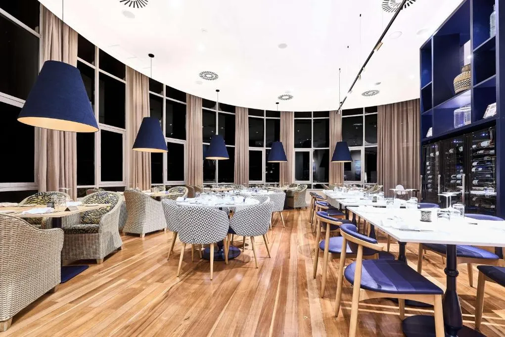 Tryp Lisboa Caparica Mar, Restaurant, Lissabon, Portugal