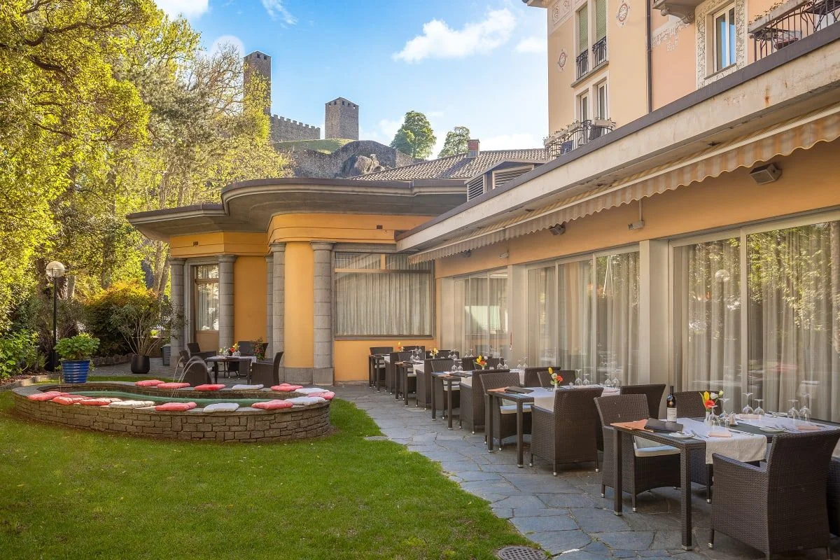 Hotel Unione Bellinzona, Terrasse, Bellinzona, Schweiz