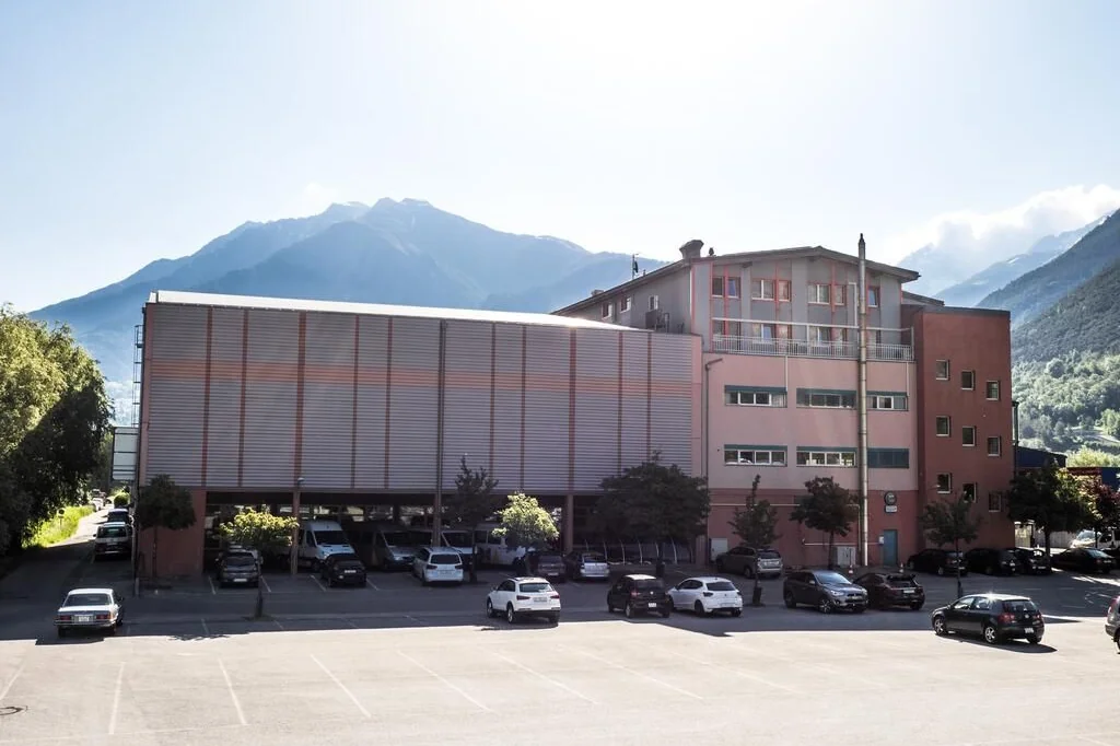 Sportcenter Olympica, Aussenansicht, Brig, Schweiz