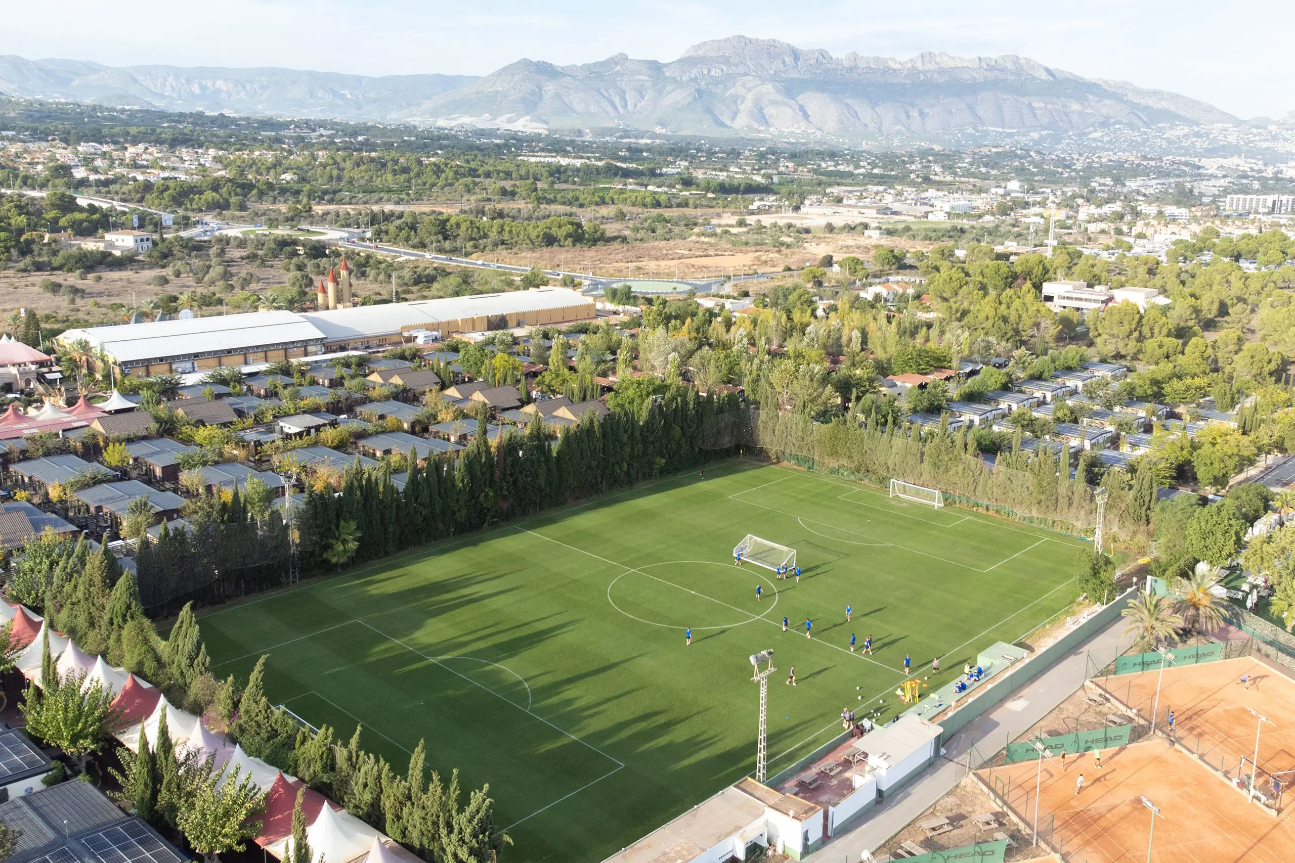 Fussball-Anlage Garden, Naturrasen, Alfaz del Pi, Spanien