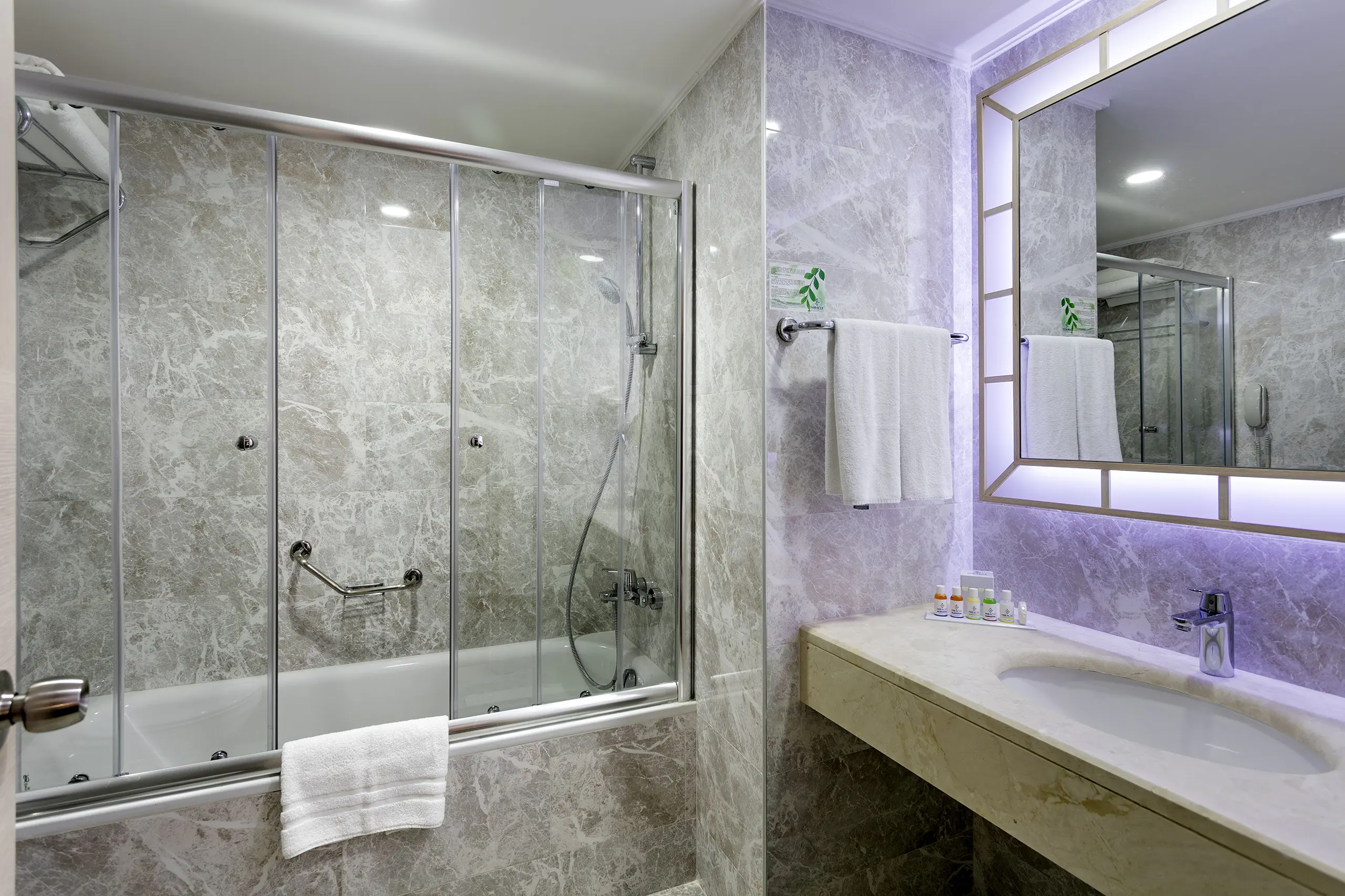 Miracle Resort Hotel, Bathroom, Lara, Turkey