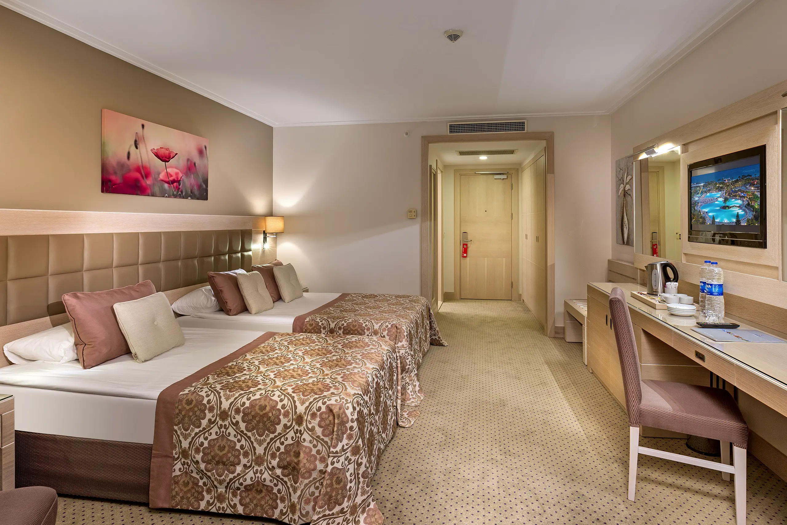 Miracle Resort Hotel, Rooms, Lara, Turkey