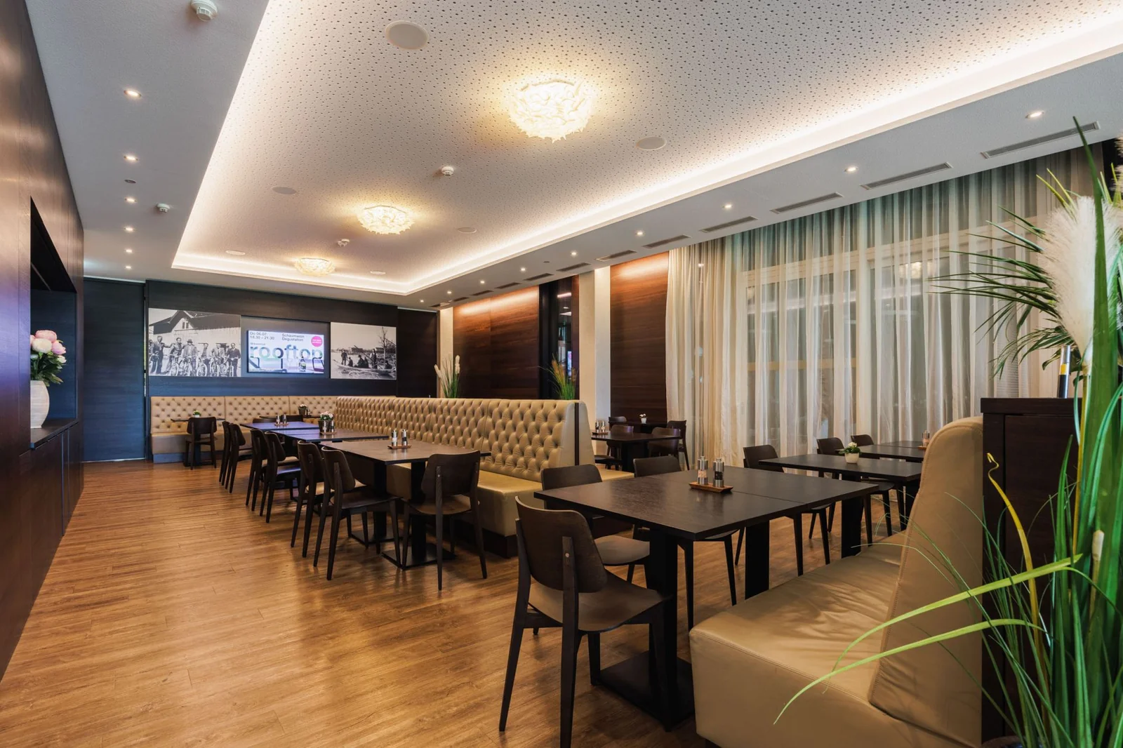 Hotel Kommod, Restaurant, Ruggell, Liechtenstein