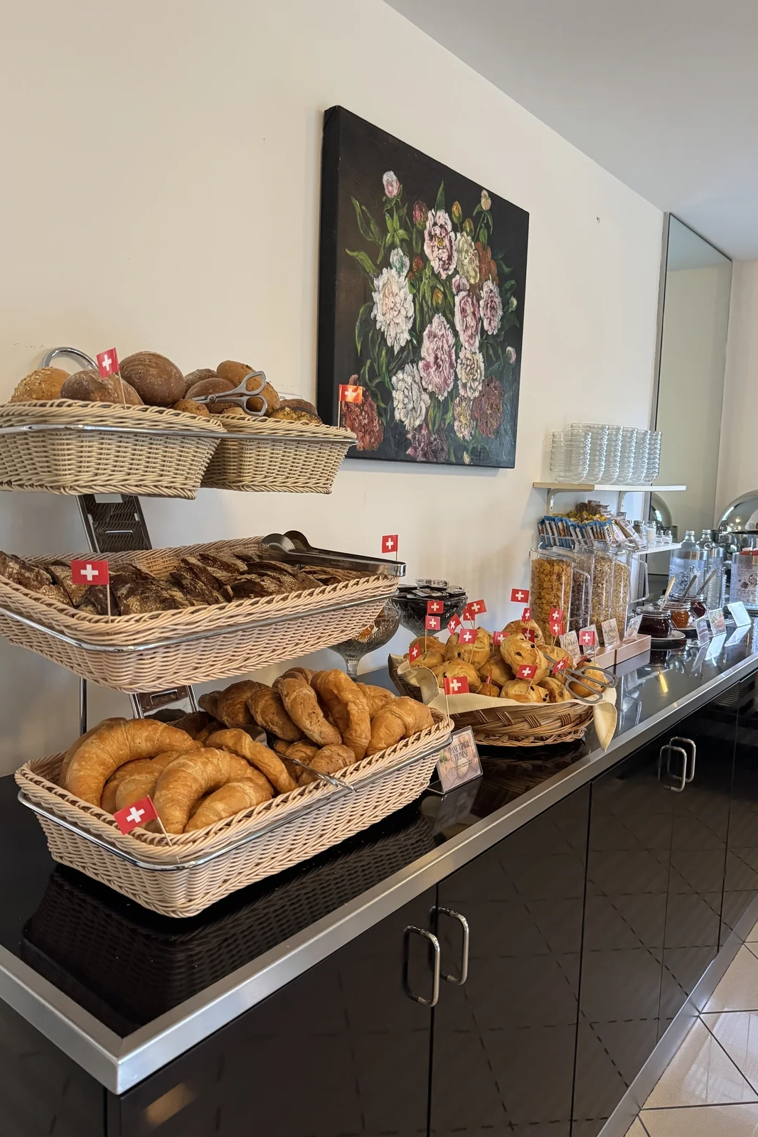 Hotel Nessi, Frühstück, Locarno, Schweiz
