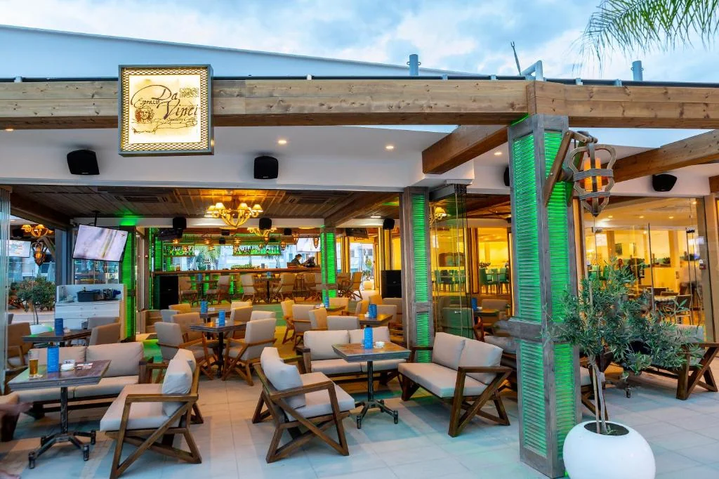 Hôtel Limanaki, bar, Ayia Napa, Chypre