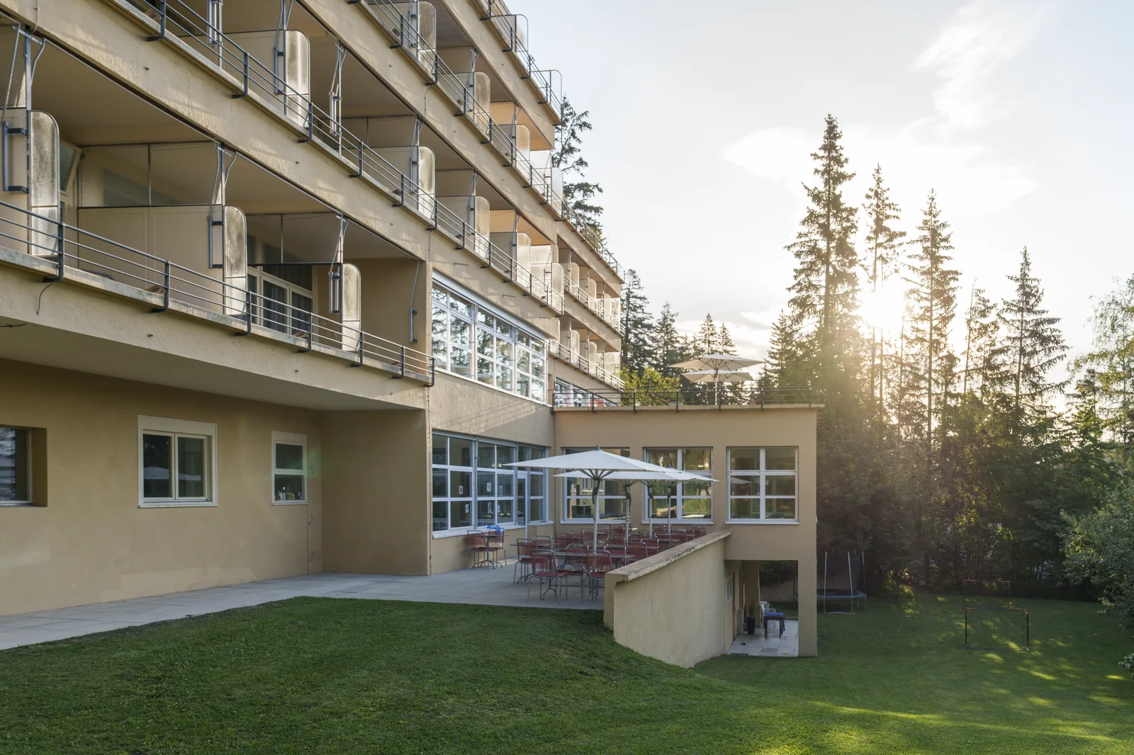 Jugendherberge Bella Lui Crans Montana, Fassade, Schweiz