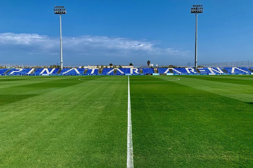 Fussball-Anlage Pinatar Arena, Spanien, mit Naturrasen