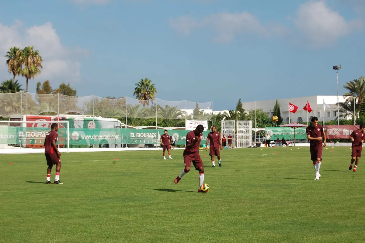 Fussball-Anlage Port El Kantaoui, Tunesien, mit Naturrasen, nähe Meer