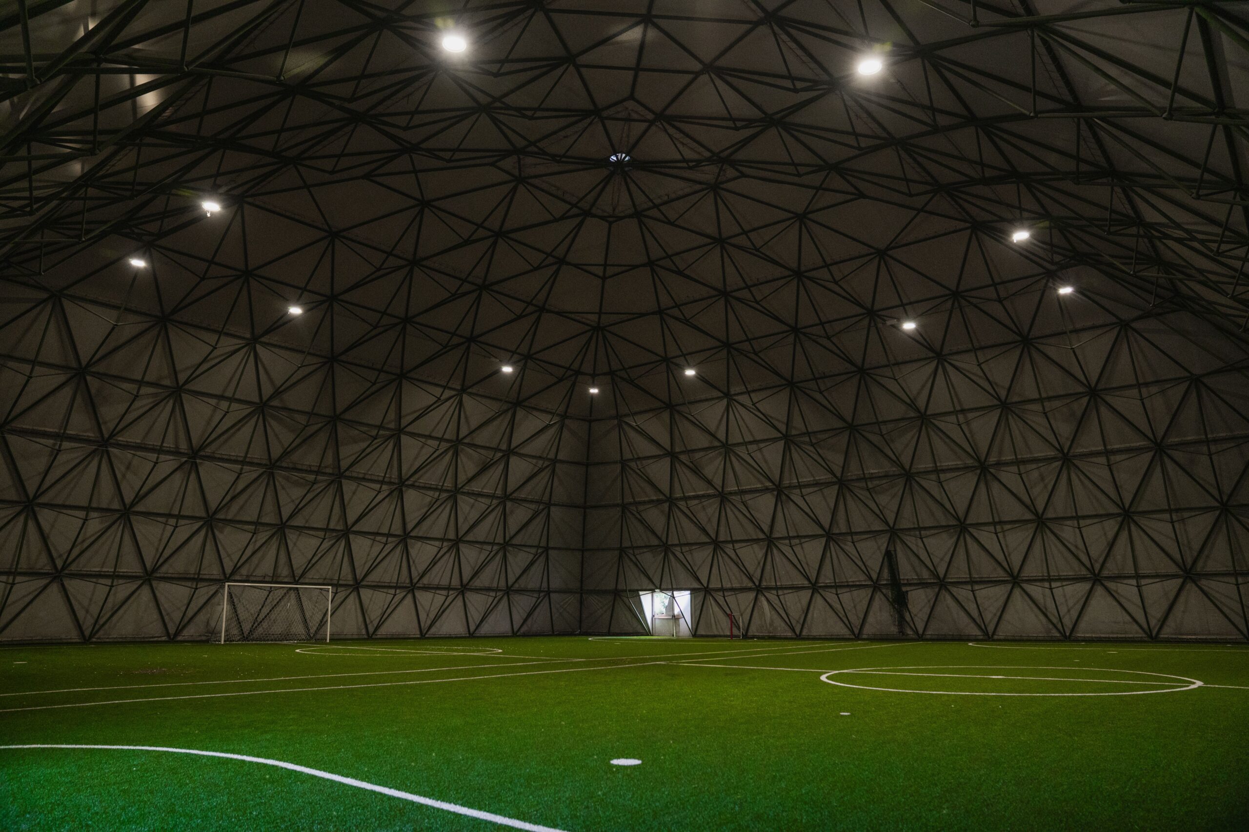 Terrain de football Riano Athletic Center, Italie, avec gazon naturel