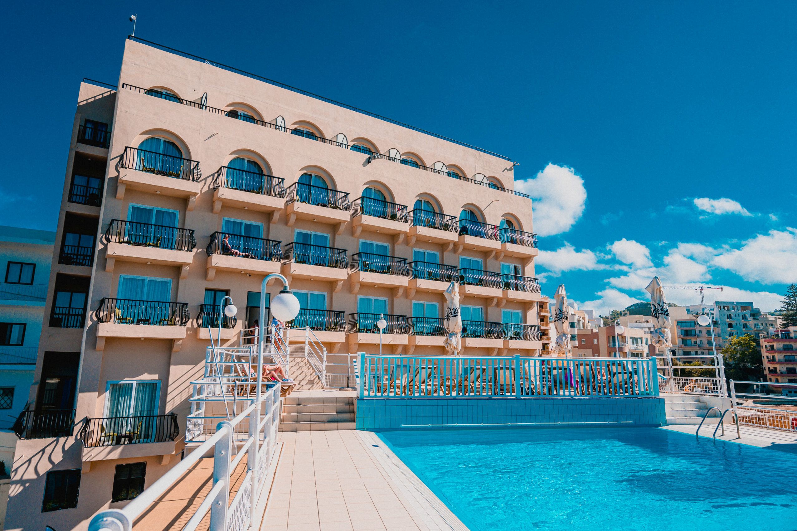 Gillieru Hotel Malte, piscine, sirènes, Malte