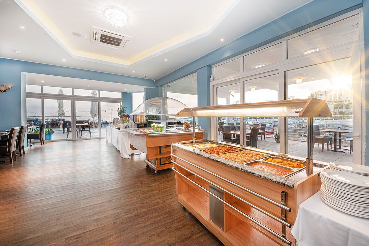 Gillieru Hotel Malte, Buffet, Sirènes, Malte